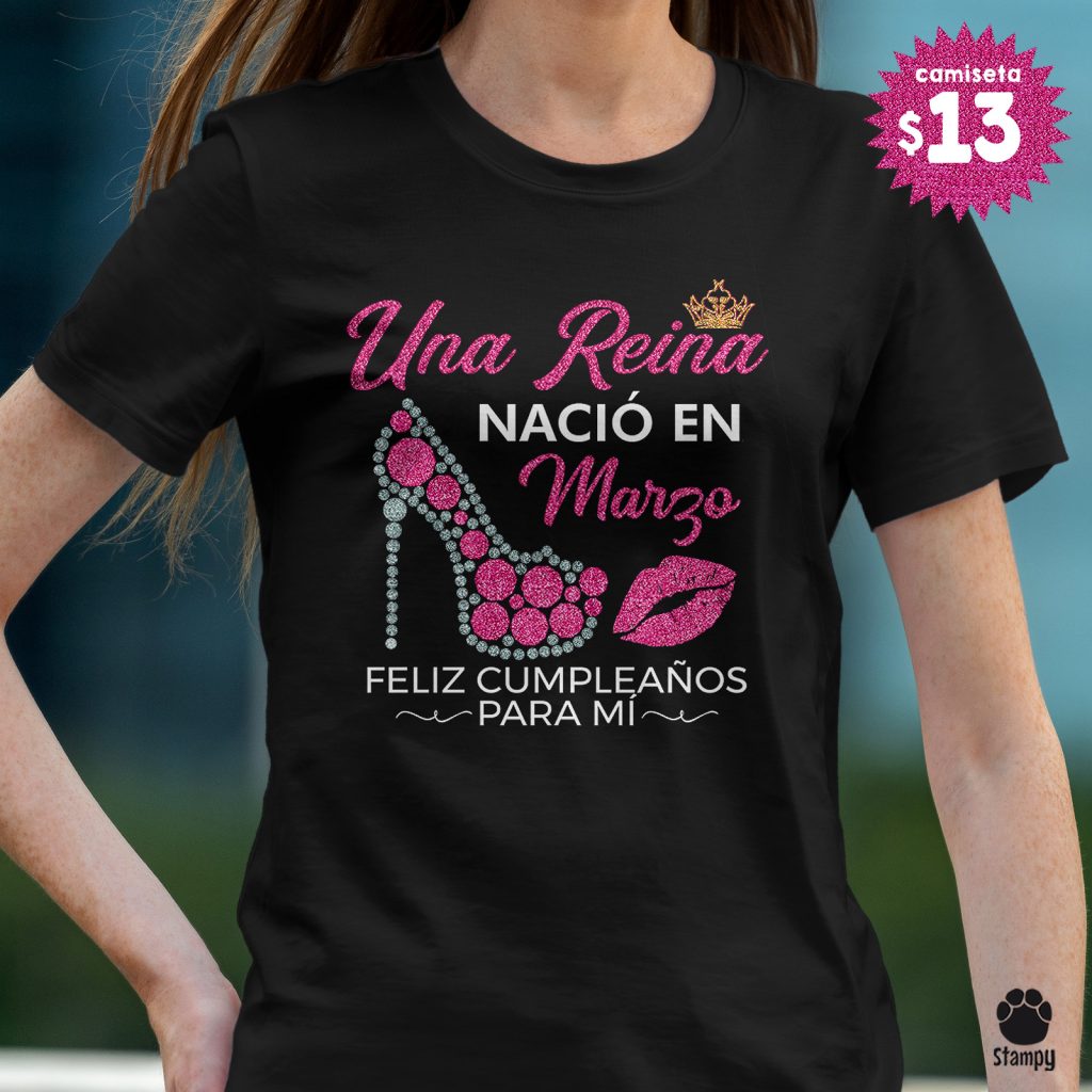 Camiseta Una Reina Nacio en Marzo Ecuador