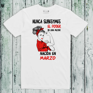 Camiseta Poder Femenino - Estilo Retro en Rojo y Negro